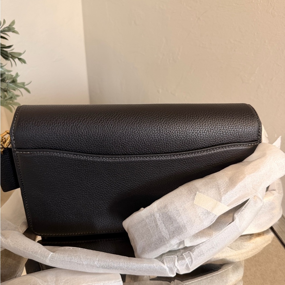 NWT Coach Tabby  Leather Shoulder Bag 26 - Picture 4 of 8